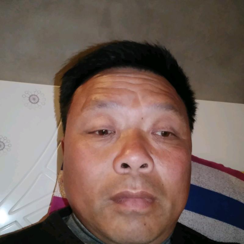 白庄村冷饮批发中心，白卫兵