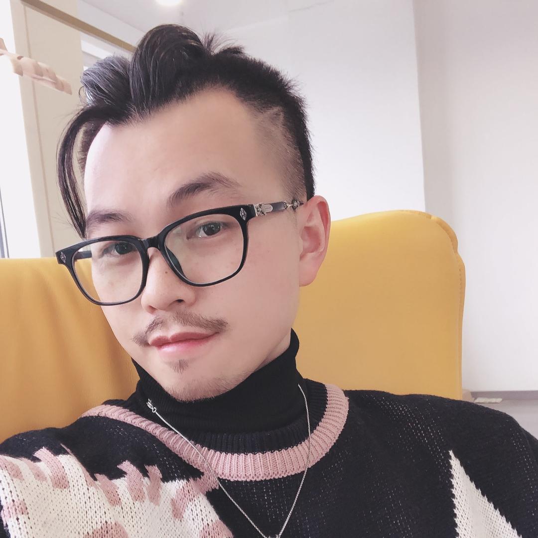 杭州康迈服装设计有限公司（女装羽绒设计）