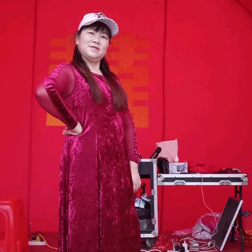 挺秀演艺潘正秀