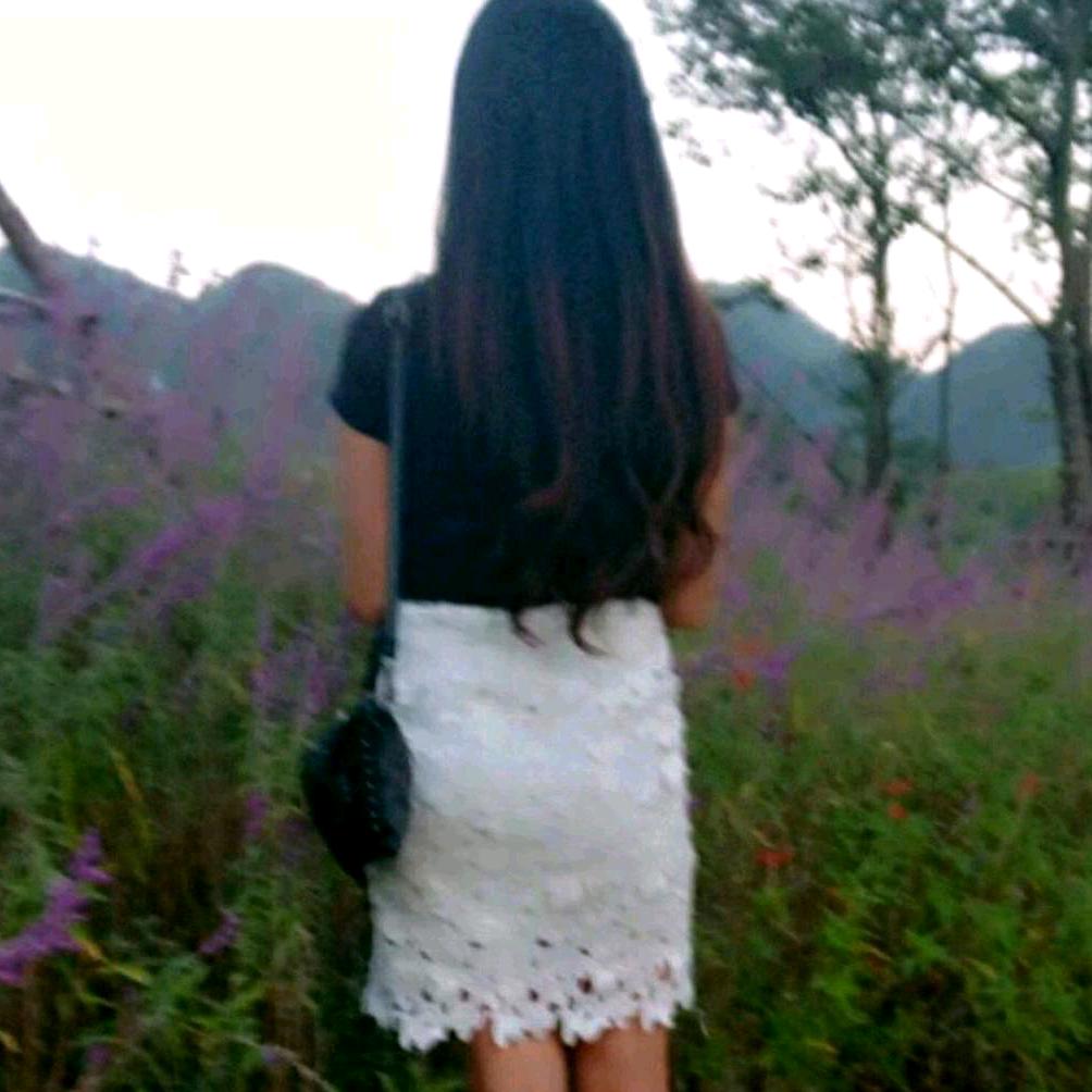 布依族💦杨姑娘，乡村助农土特产…
