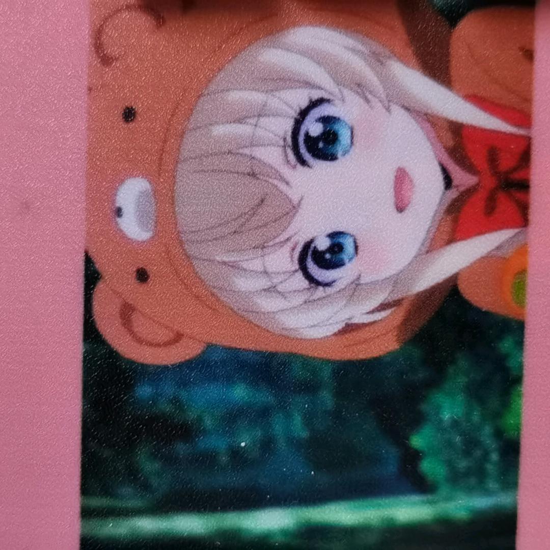 华