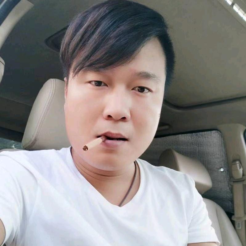 大车团   团长夫人