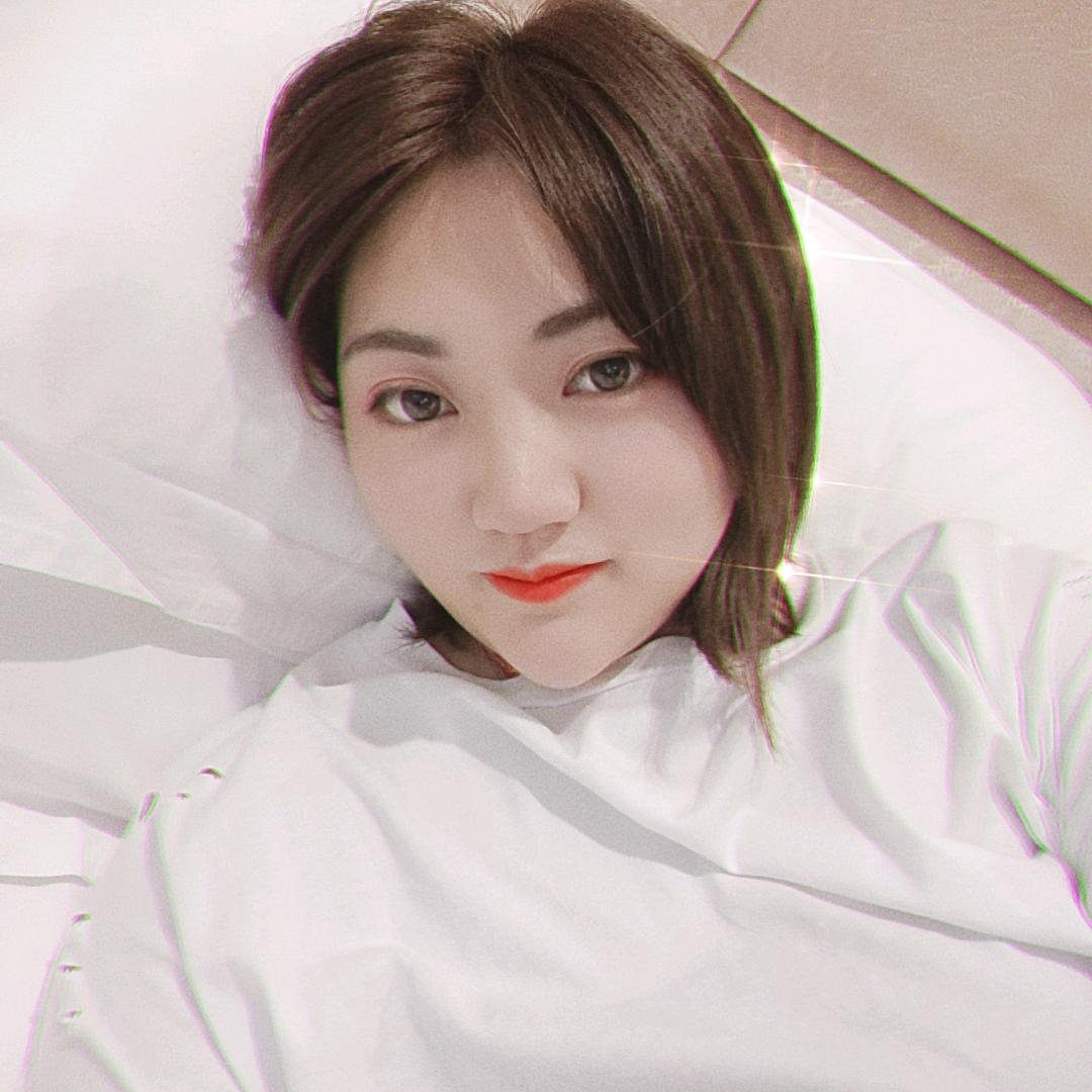 眼泪似琉璃般闪耀