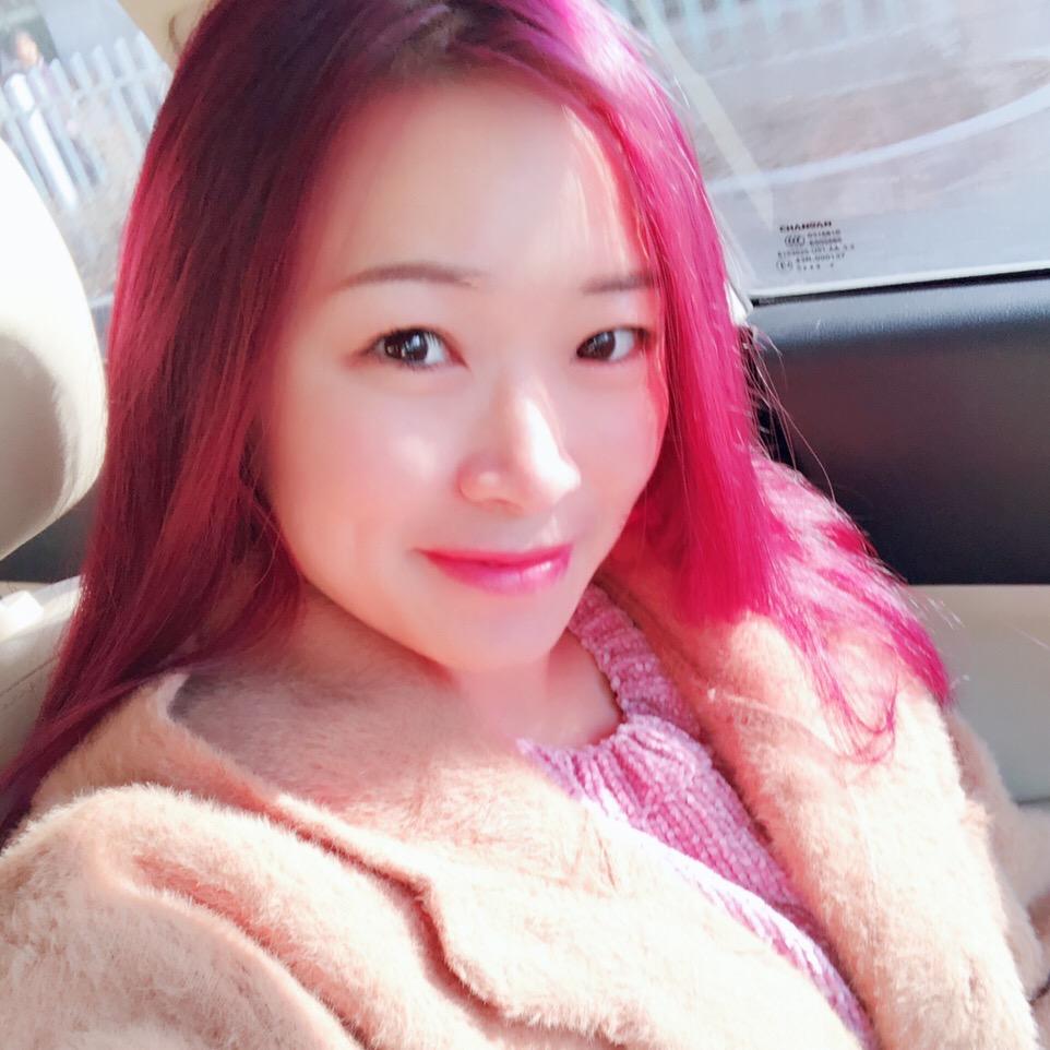 一笑就甜的新姐