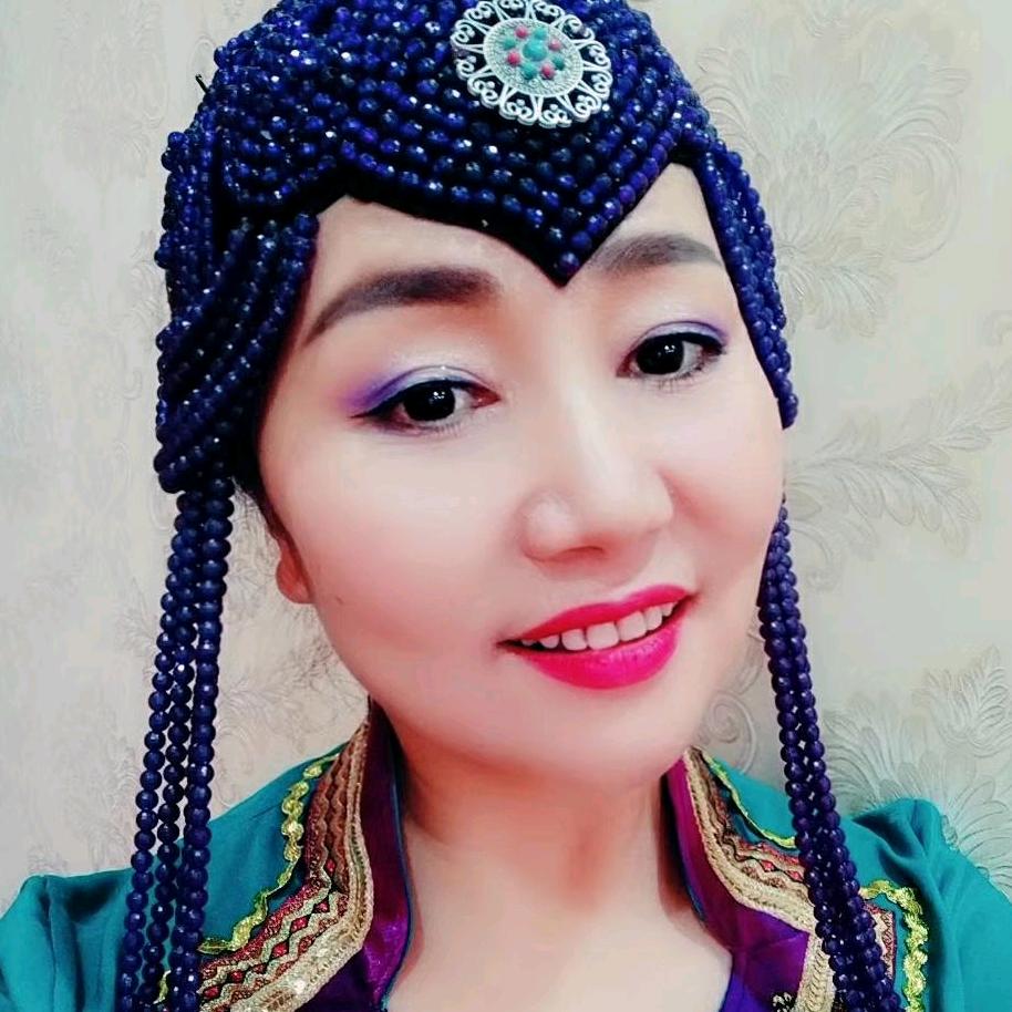婻芭民族服装服饰