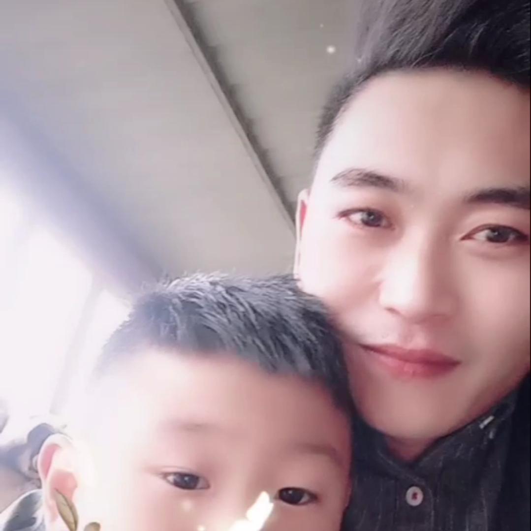 卤煮烧烤。