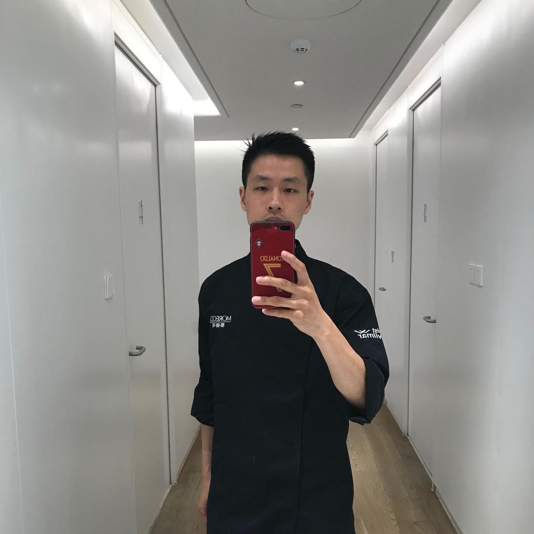 西点伯Chris
