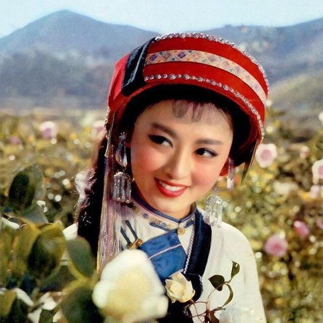 云（橱窗有好物）