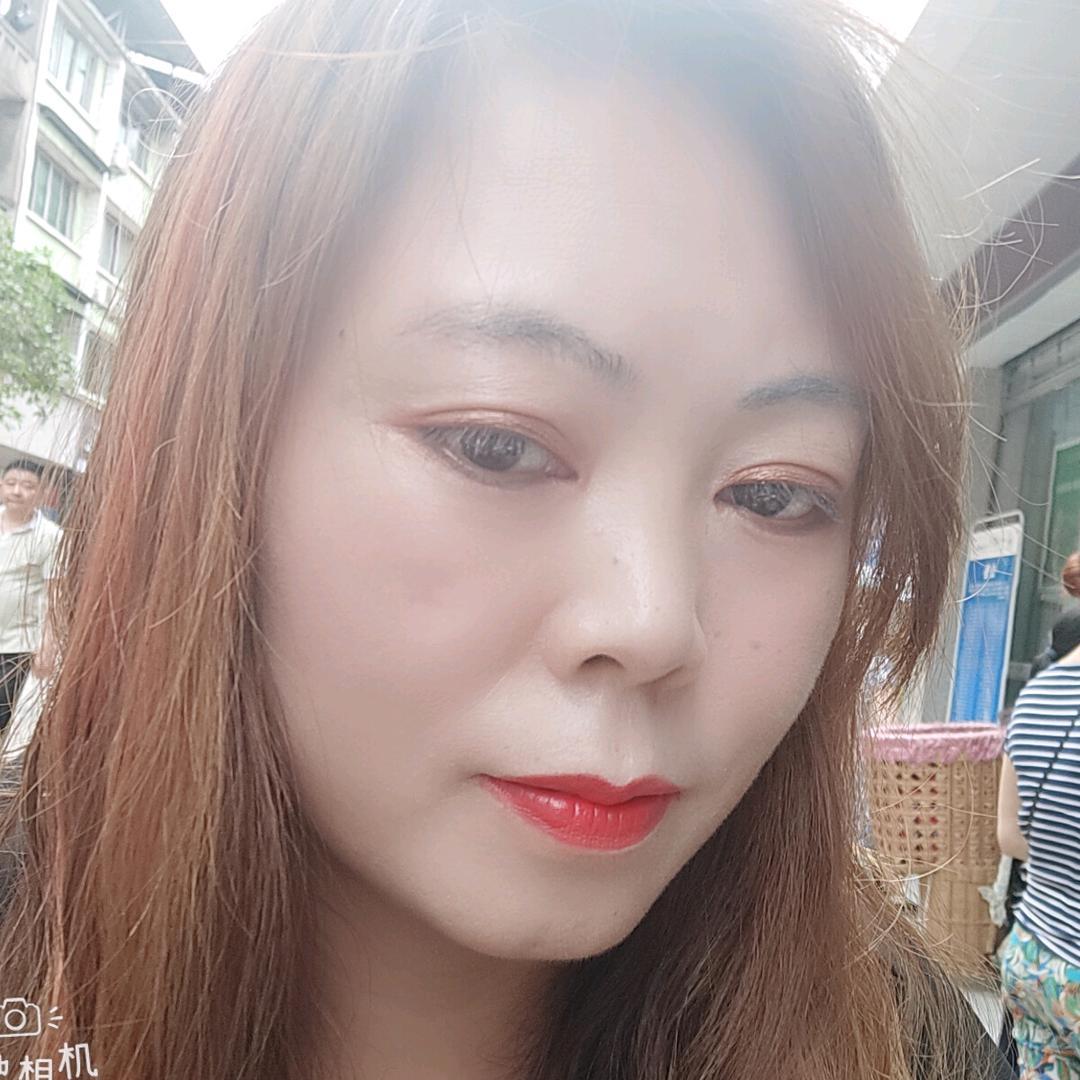 爱已欠费。《卢琴》