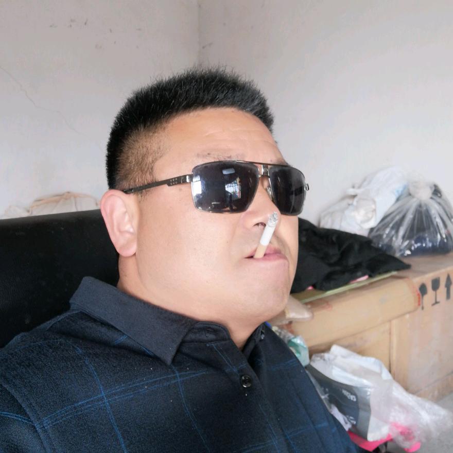 太阳不升我不起，太阳不落不休息