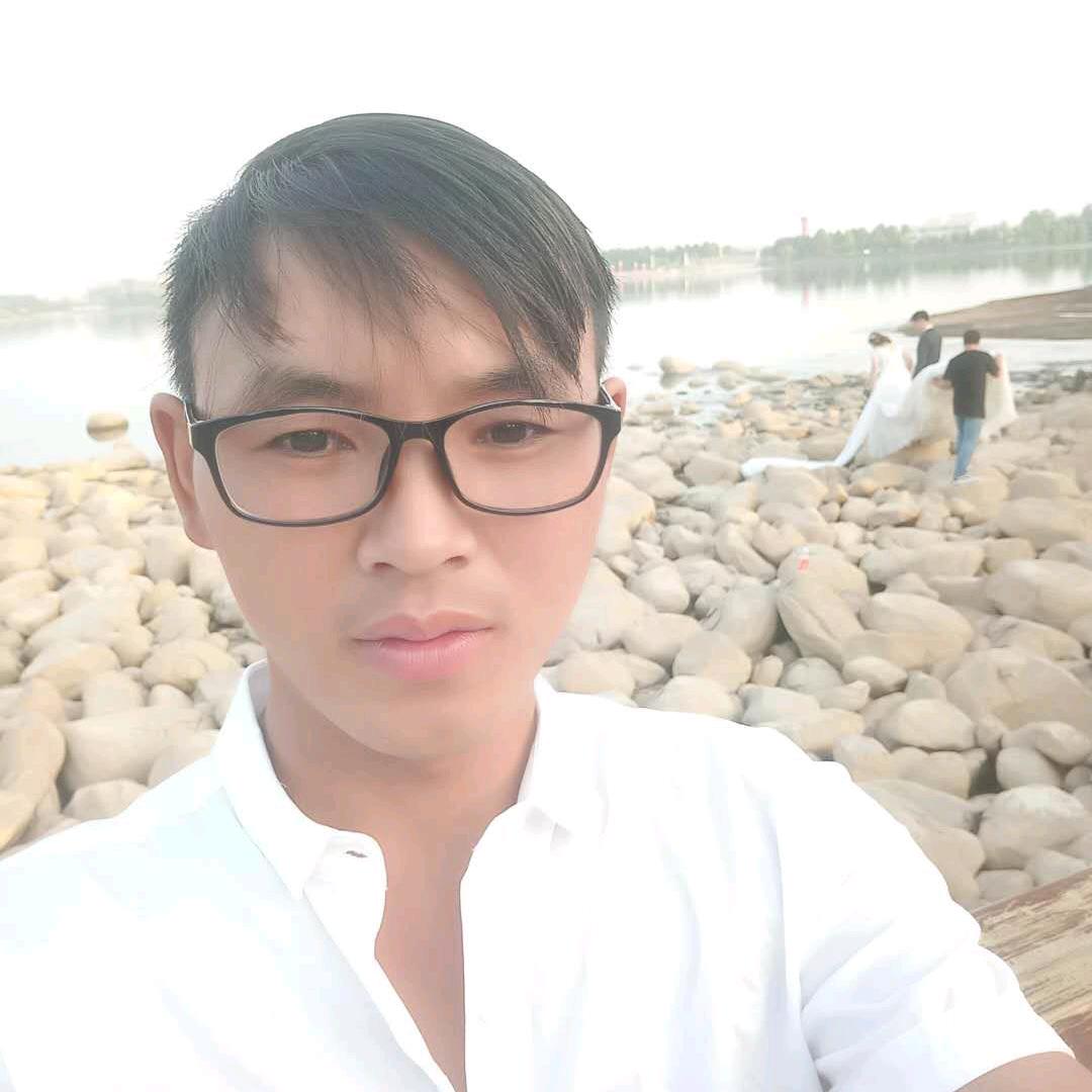 小范🌺  富开心