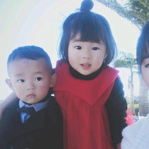 初颜美妆工作室