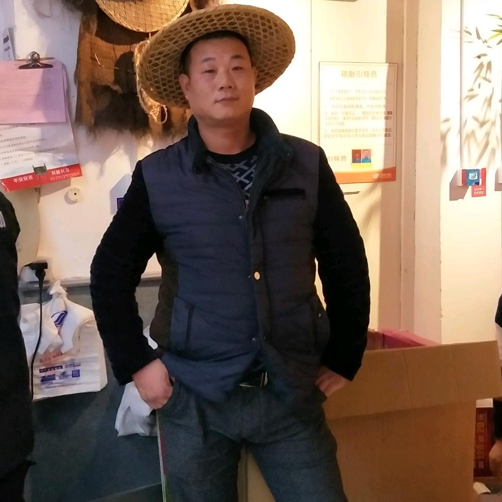 廖哥代驾，百味美食烧烤煎饼小吃店