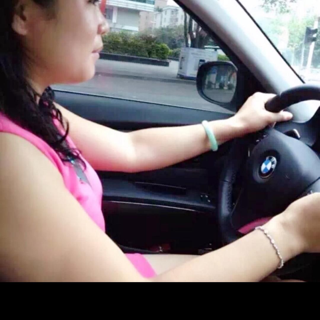 Lily姐姐