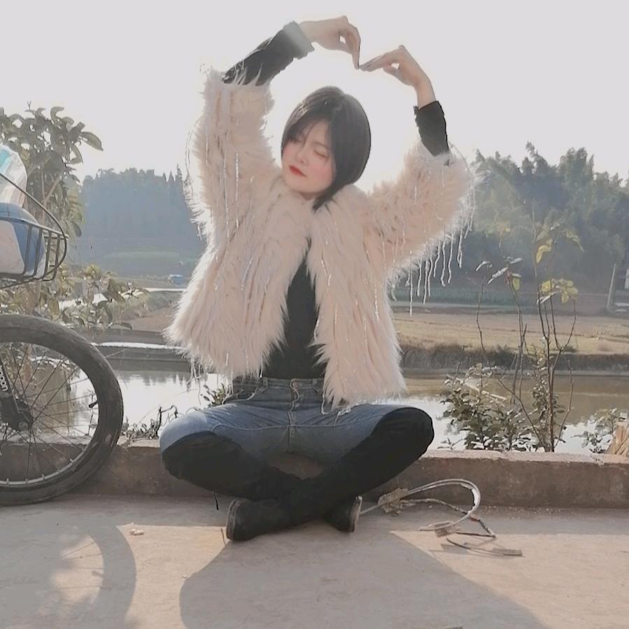 开开心心过好每一天😊