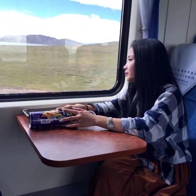 傅小静的窗帘之旅