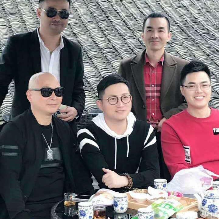 慈溪光头老娘舅