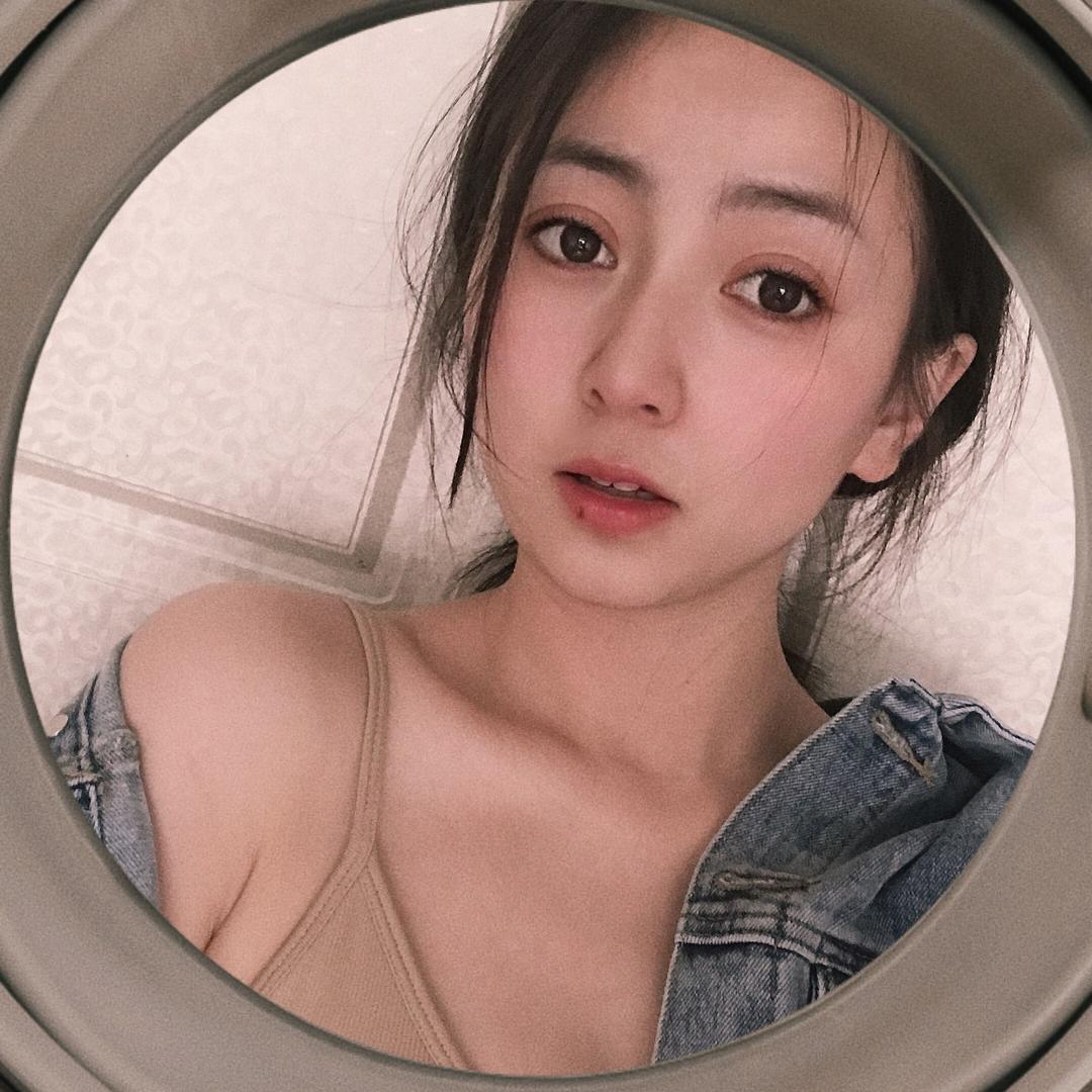 月儿弯弯🌶️
