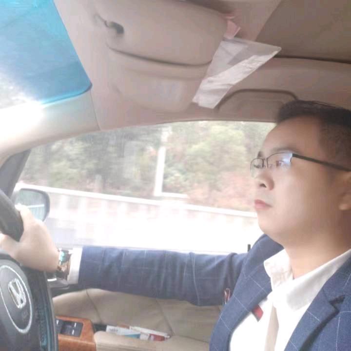 赣州实木门厂家  秋秋