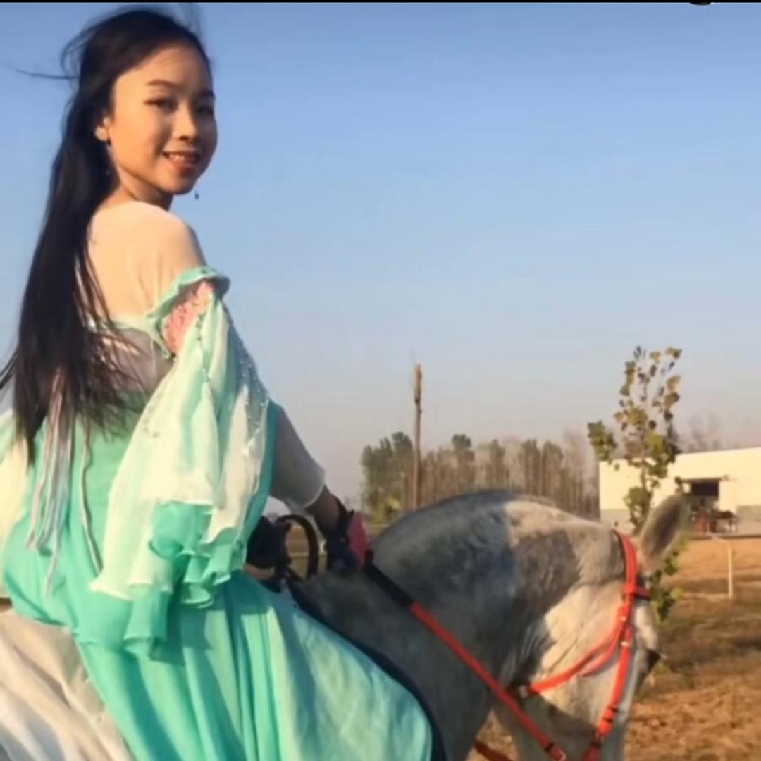 速度赛马吴巧媚🏇