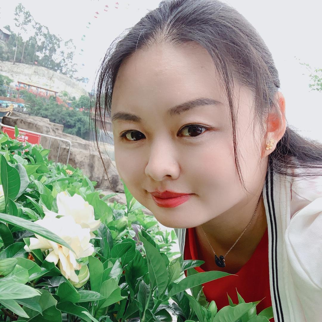 风中的花蕾🌺
