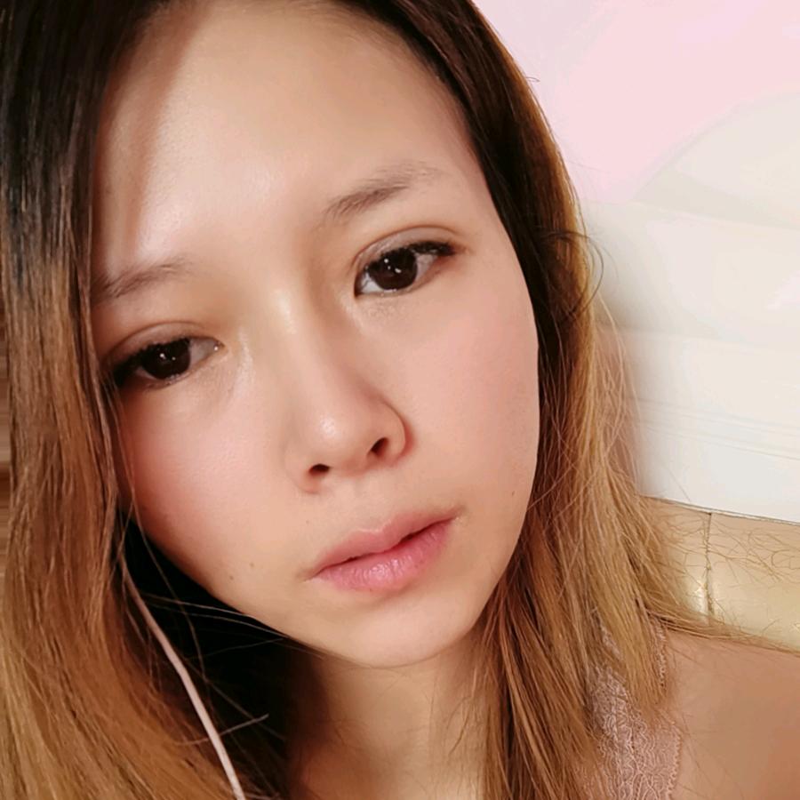 陈思含～智能穿戴按摩鞋