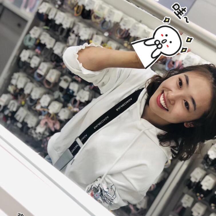 小桃子🍑🇨🇳
