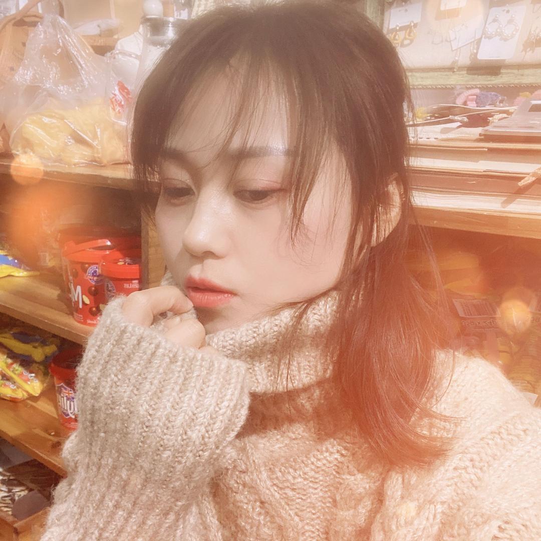 李莹童装青少年集合店