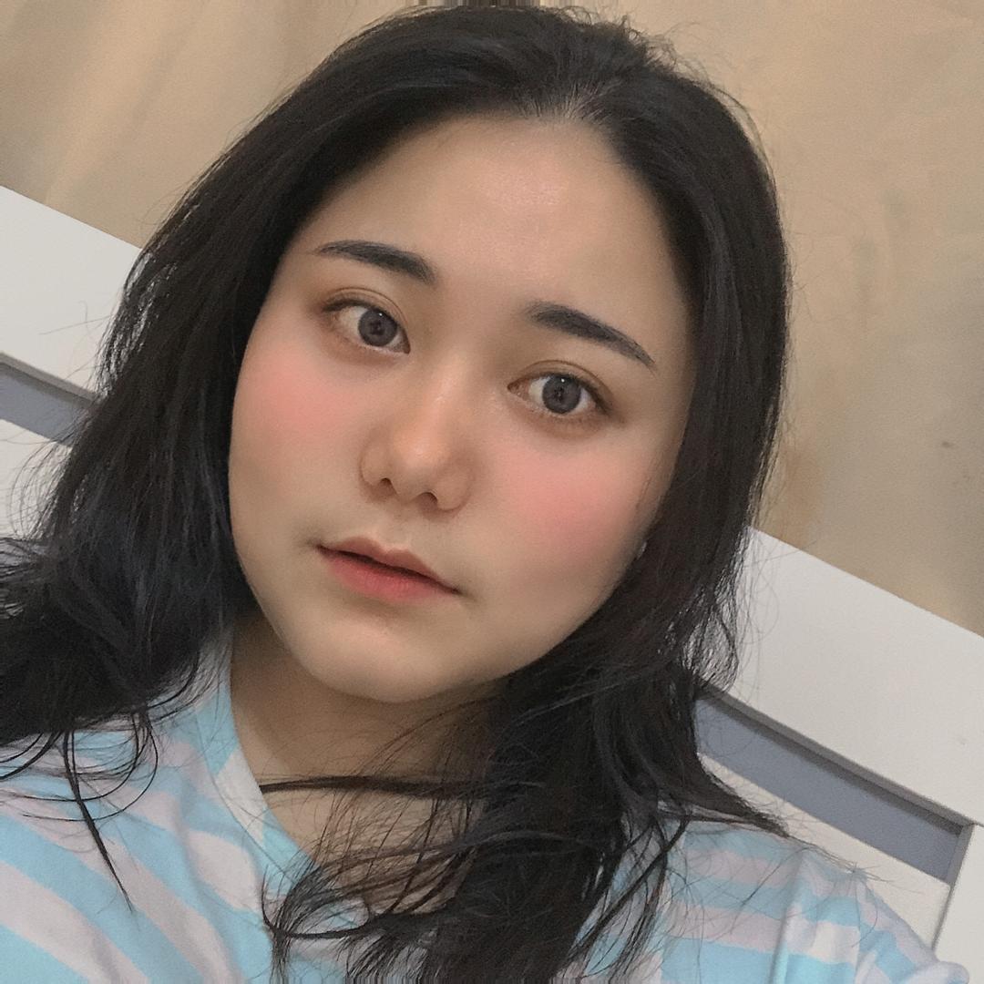 『廾匚』