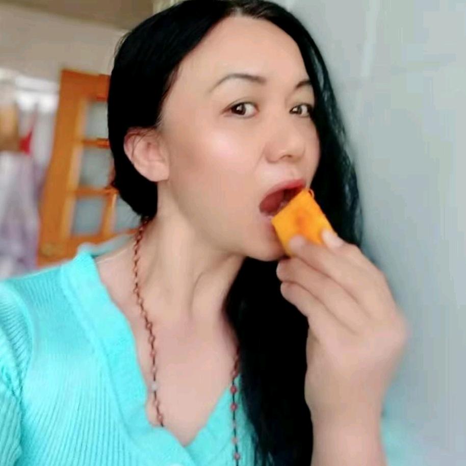 huangmih喜欢K歌拒绝私聊