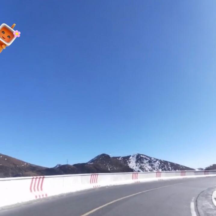 伟