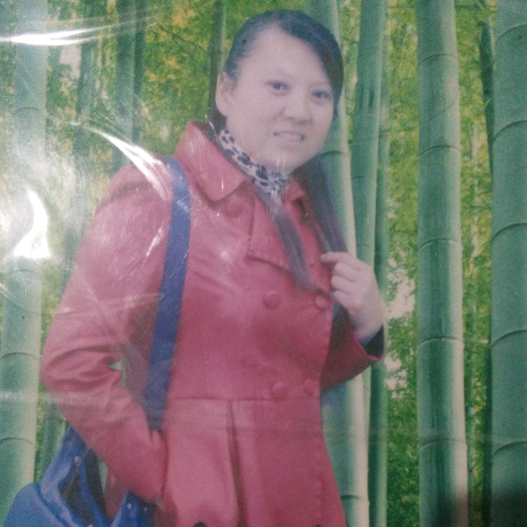 李芬