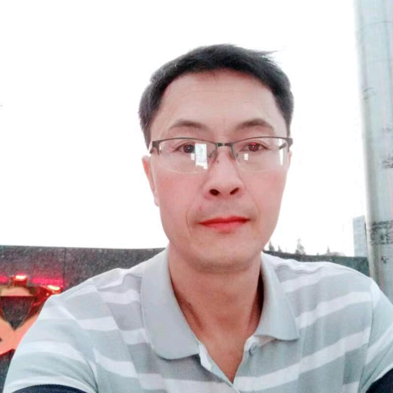 俊逸潇洒玉树临风出门在外单身一人