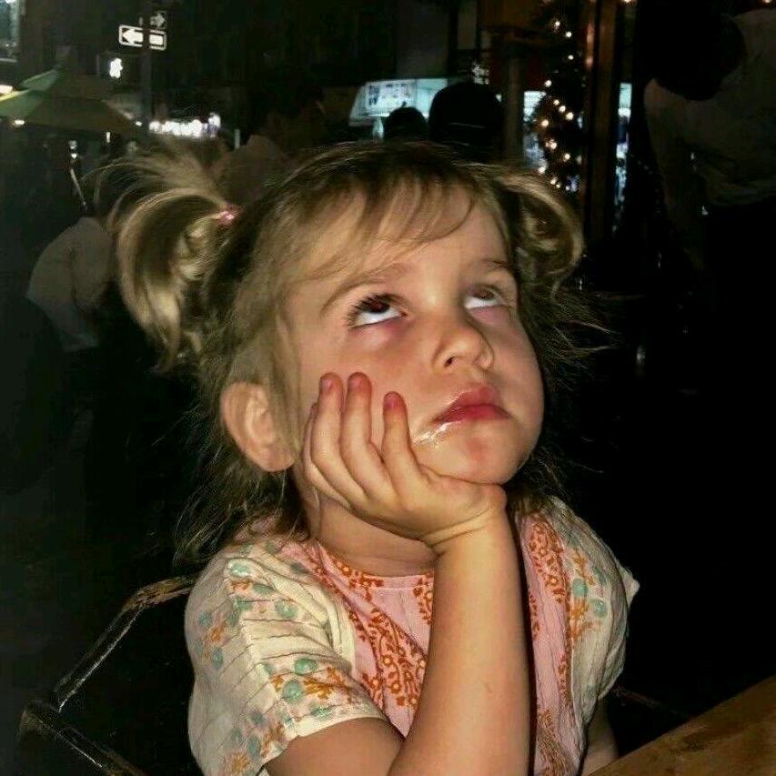 爱喝桃子味🍑多肉青提