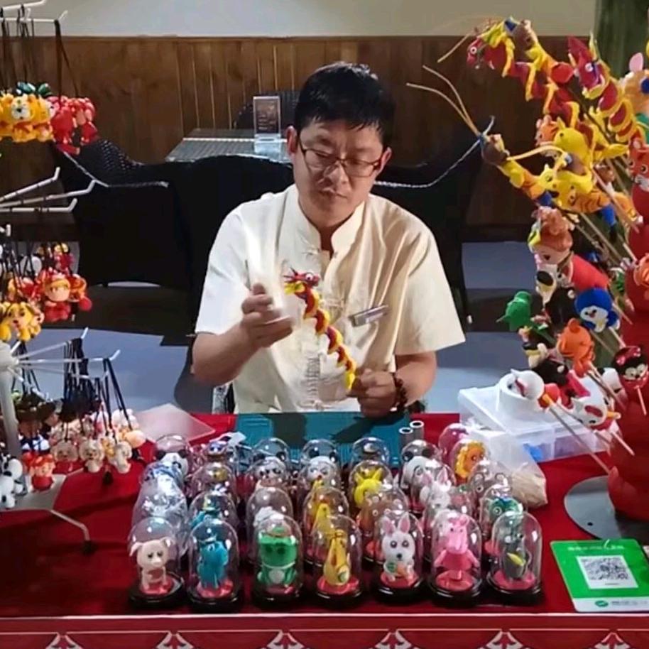 章丘面塑糖画皮影戏