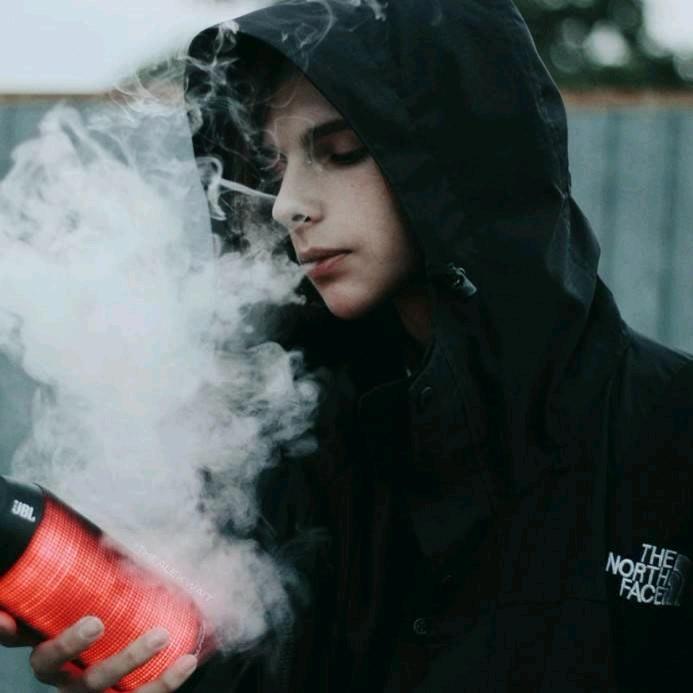 碎发男