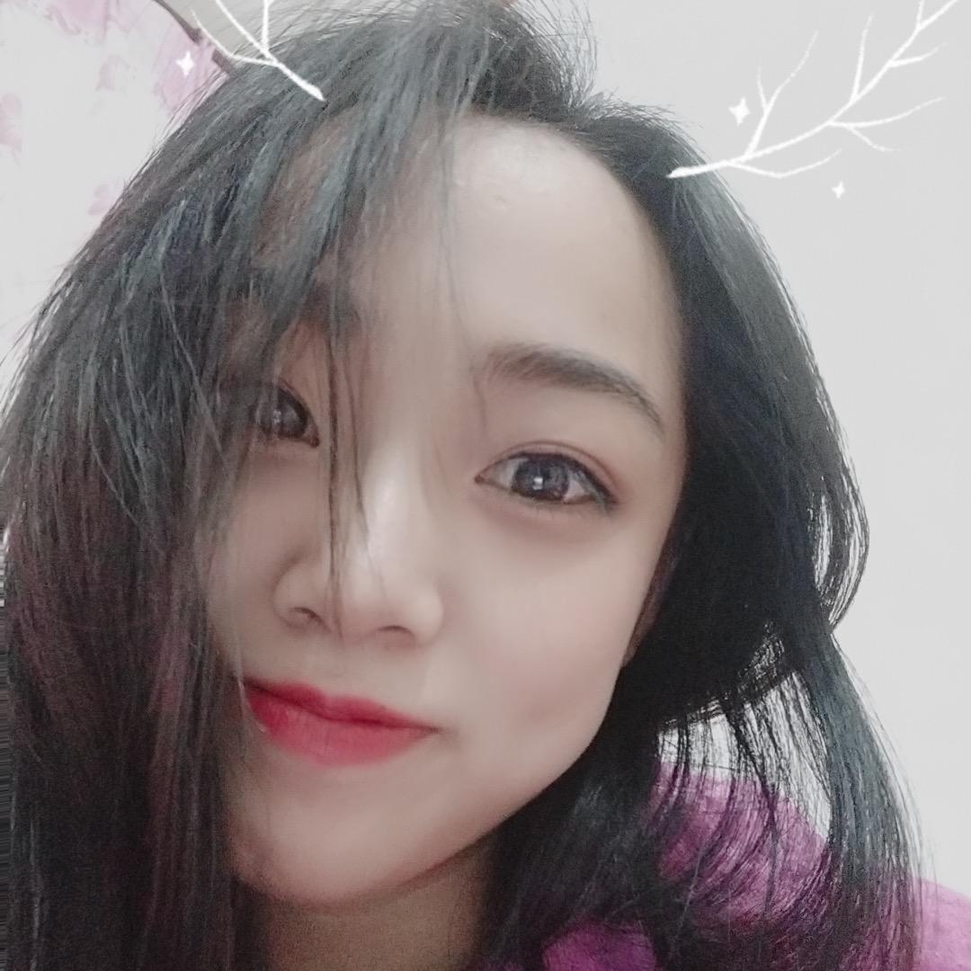 是静静吖。