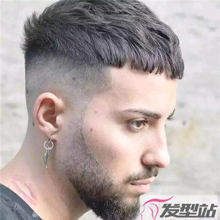 小柒