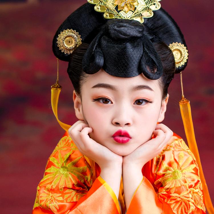 Na娜【强人街米娜女装】