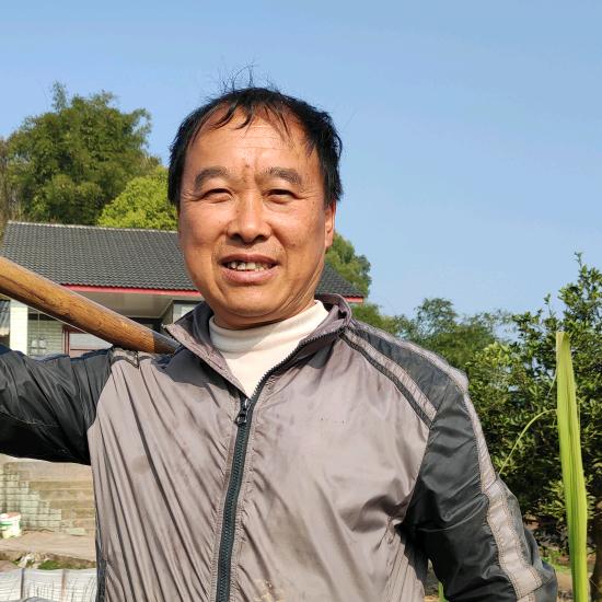 李老三干活路