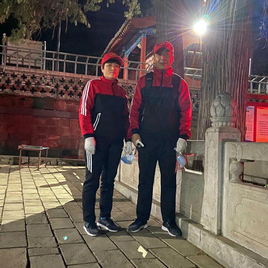 李红