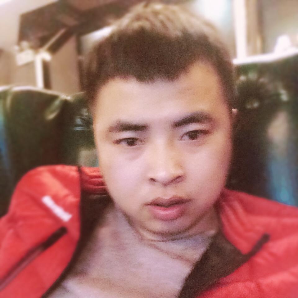 雨中相拥🙏