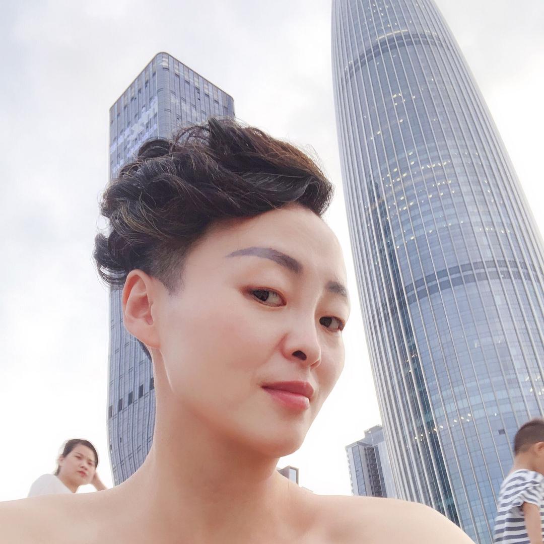 qwqw不要去模仿别人，否则会万劫不复