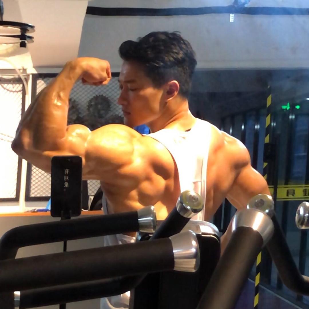 🔱Physique🇨🇳李俊良