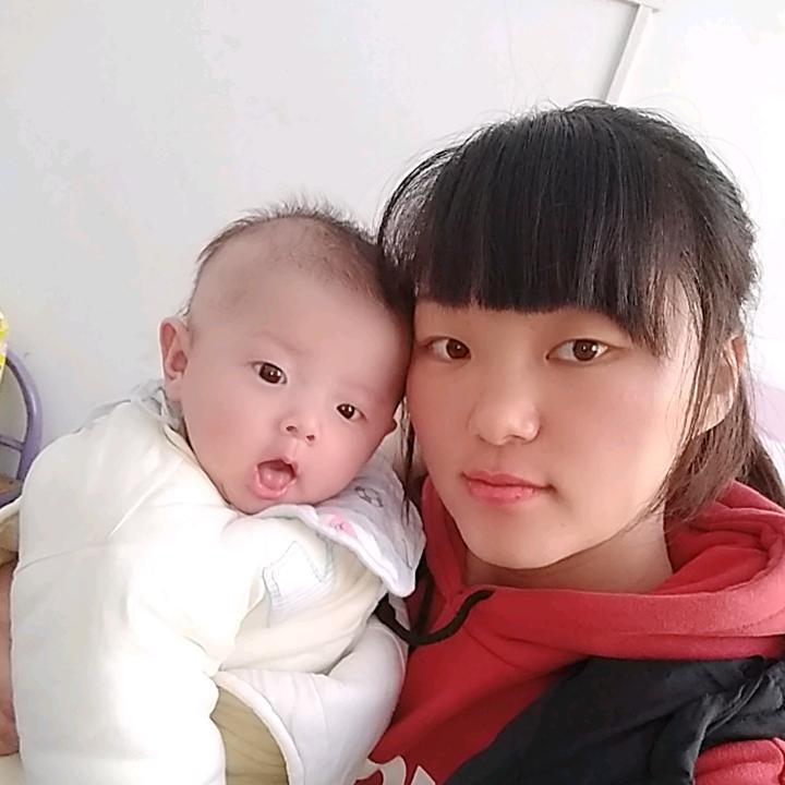 李倩_242474481