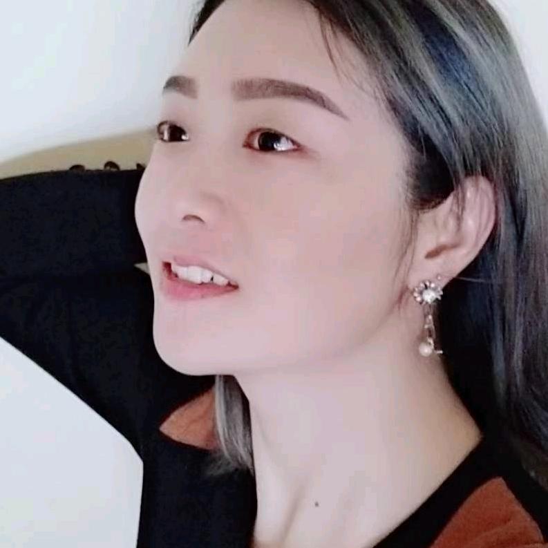 玉芬穿搭