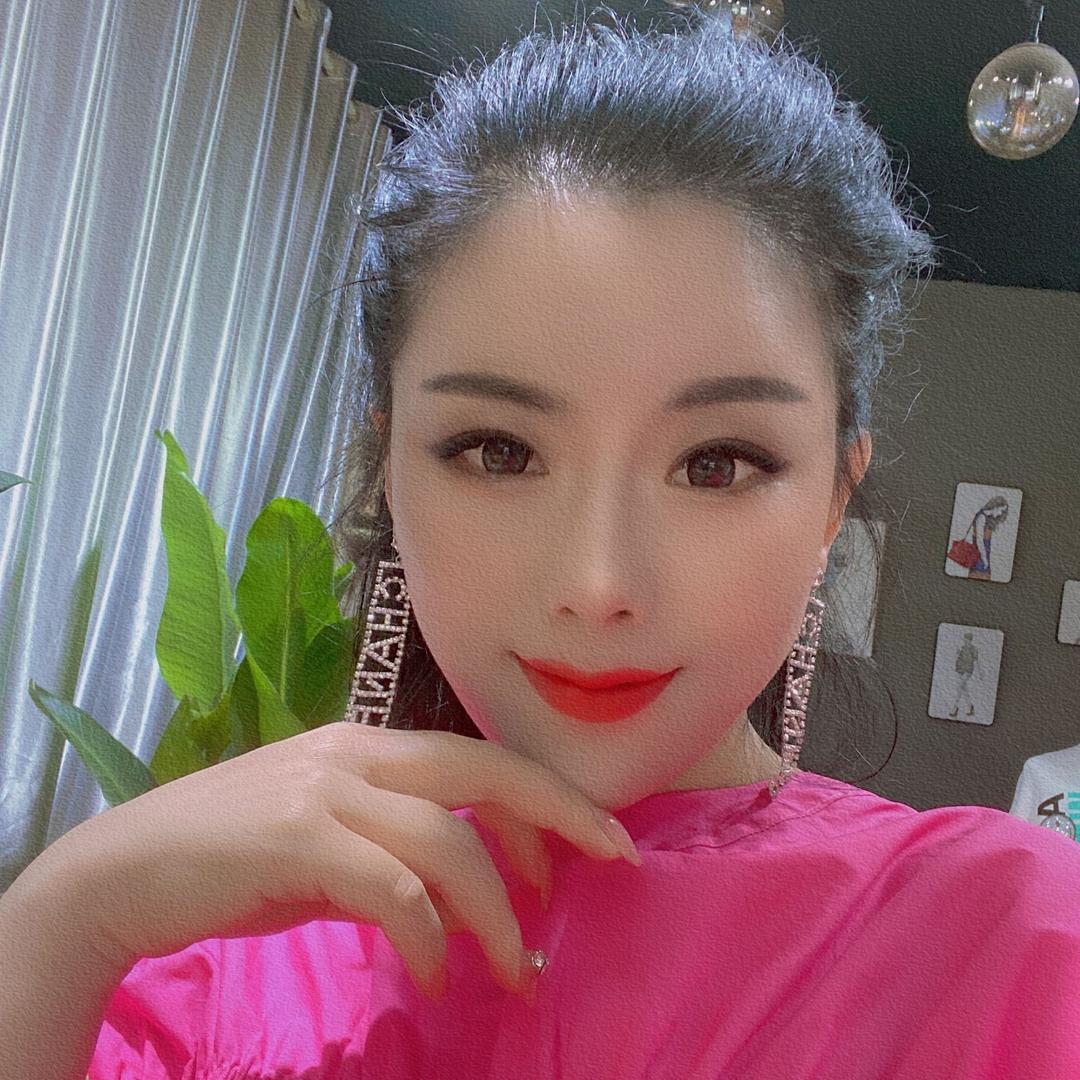 沛县唯美轻奢女装