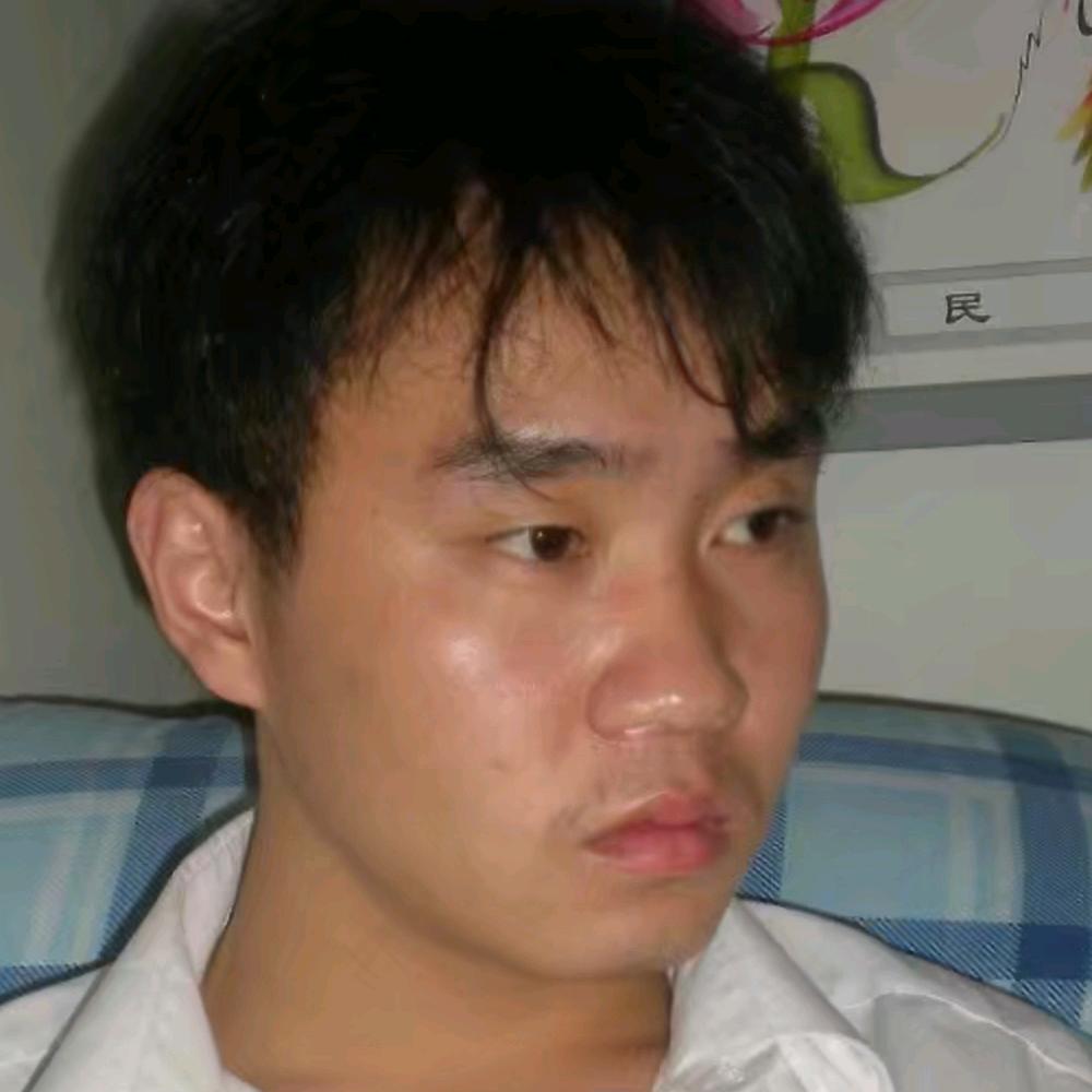 偉