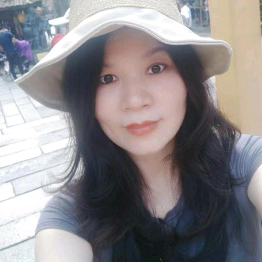 娄底万豪一楼简约时装