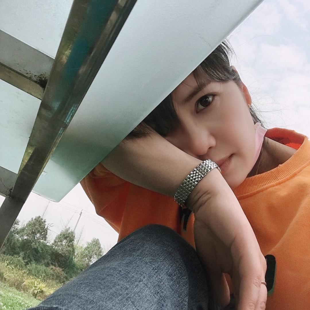 看别人运动的人